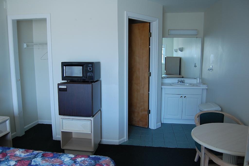 Point 1 Resort & Motel Уэстерли Экстерьер фото